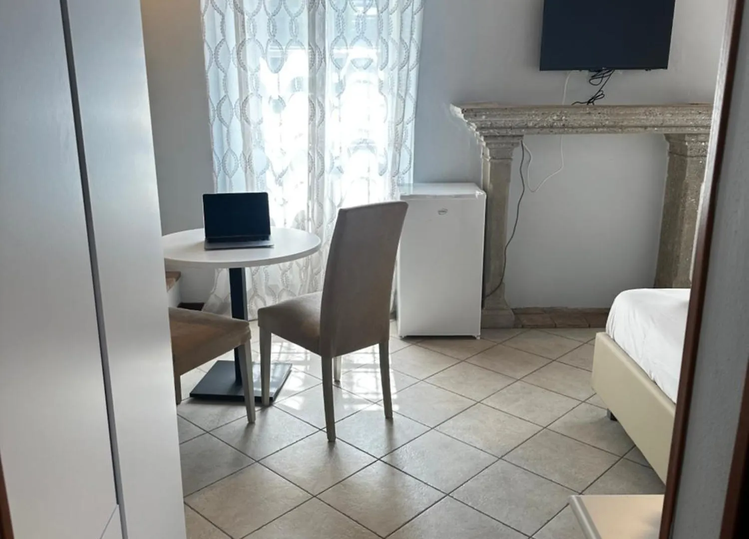 Timetofreedom Zimmer Rose Peschiera del Garda Włochy
